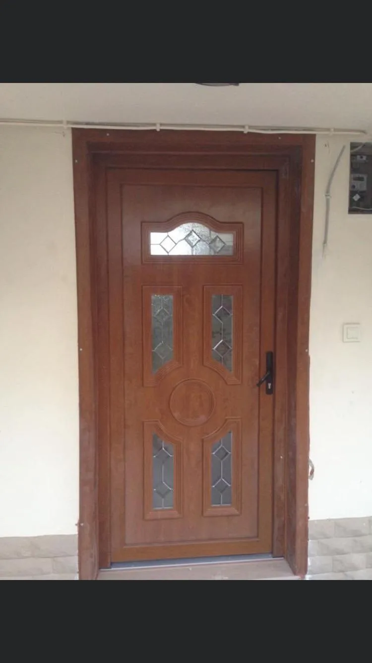 Ahşap desenli çelik kapı — CMT Şahin Yapı Çelik Kapı